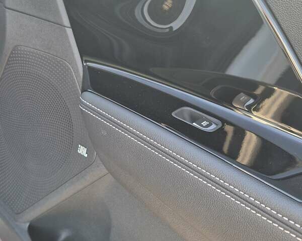 Белый Киа Niro, объемом двигателя 0 л и пробегом 134 тыс. км за 19999 $, фото 22 на Automoto.ua