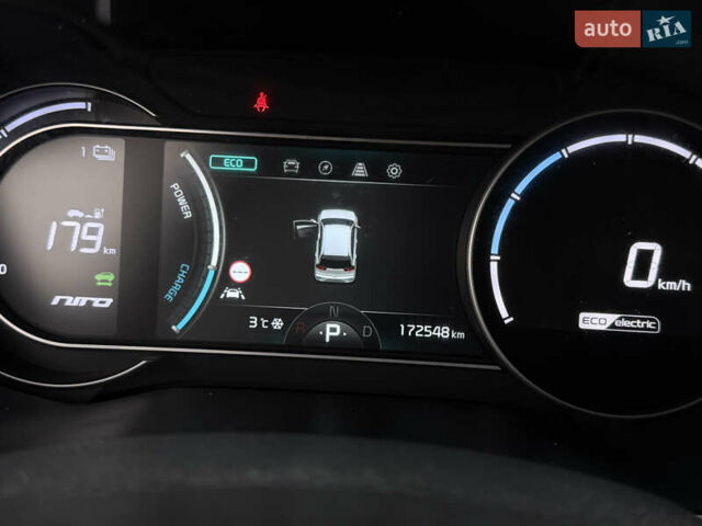 Белый Киа Niro, объемом двигателя 0 л и пробегом 172 тыс. км за 17500 $, фото 56 на Automoto.ua