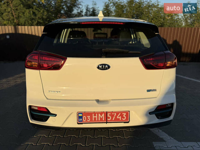 Білий Кіа Niro, об'ємом двигуна 0 л та пробігом 169 тис. км за 18200 $, фото 14 на Automoto.ua