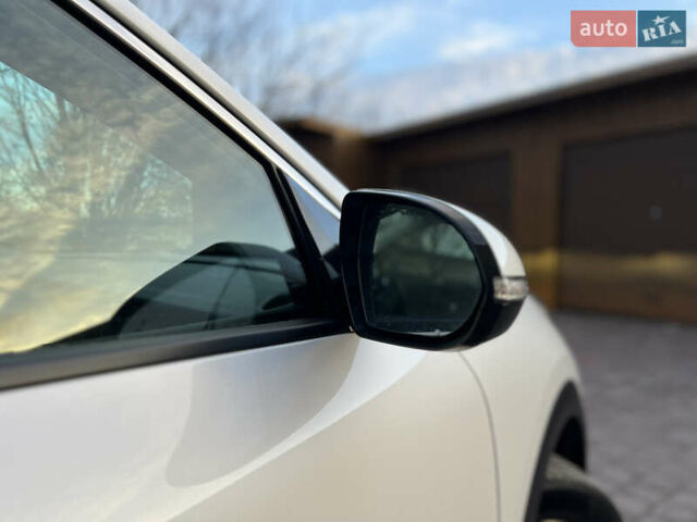 Белый Киа Niro, объемом двигателя 0 л и пробегом 166 тыс. км за 18500 $, фото 26 на Automoto.ua
