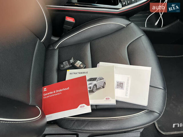 Белый Киа Niro, объемом двигателя 0 л и пробегом 116 тыс. км за 21000 $, фото 9 на Automoto.ua