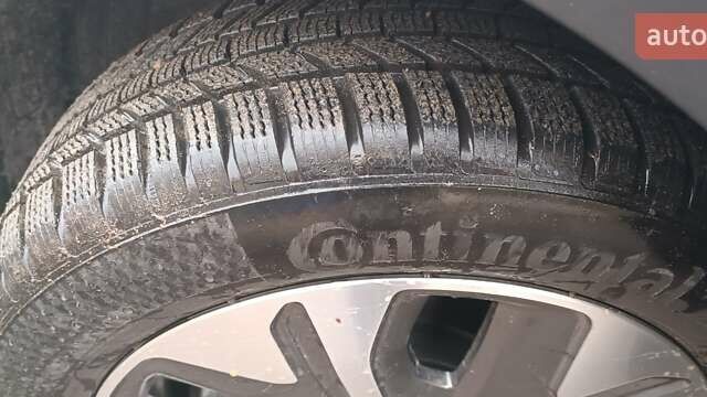 Белый Киа Niro, объемом двигателя 0 л и пробегом 144 тыс. км за 18800 $, фото 11 на Automoto.ua