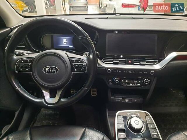 Белый Киа Niro, объемом двигателя 0 л и пробегом 112 тыс. км за 19500 $, фото 11 на Automoto.ua