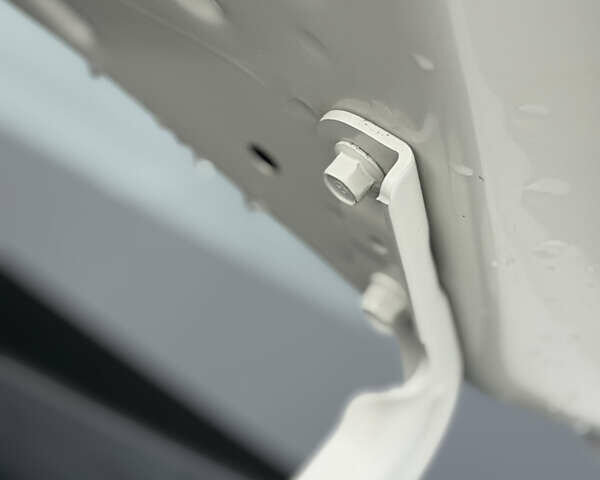 Белый Киа Niro, объемом двигателя 0 л и пробегом 172 тыс. км за 17500 $, фото 32 на Automoto.ua