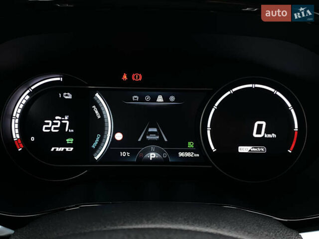 Белый Киа Niro, объемом двигателя 0 л и пробегом 96 тыс. км за 19950 $, фото 47 на Automoto.ua