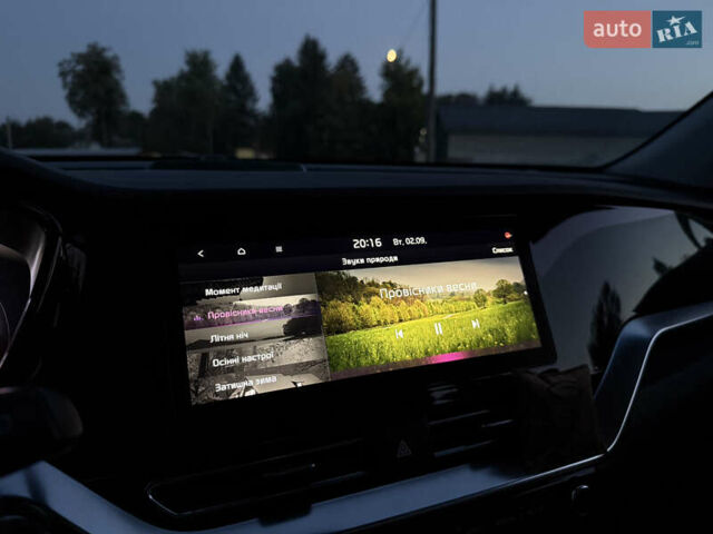 Білий Кіа Niro, об'ємом двигуна 0 л та пробігом 152 тис. км за 18500 $, фото 51 на Automoto.ua