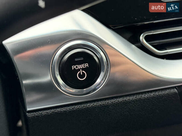 Білий Кіа Niro, об'ємом двигуна 0 л та пробігом 141 тис. км за 19499 $, фото 44 на Automoto.ua