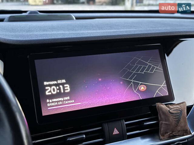 Білий Кіа Niro, об'ємом двигуна 0 л та пробігом 152 тис. км за 18500 $, фото 49 на Automoto.ua