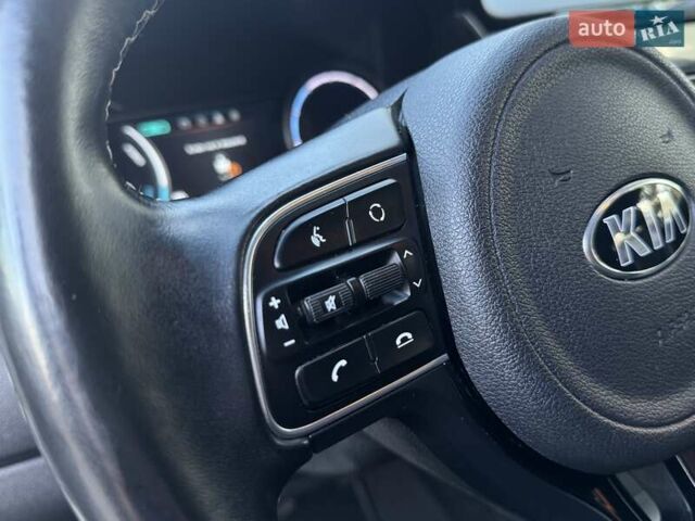 Белый Киа Niro, объемом двигателя 0 л и пробегом 72 тыс. км за 18600 $, фото 37 на Automoto.ua