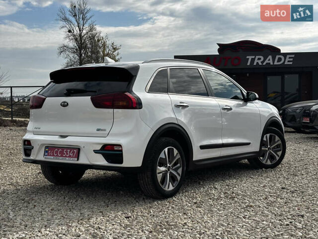 Белый Киа Niro, объемом двигателя 0 л и пробегом 141 тыс. км за 19100 $, фото 13 на Automoto.ua