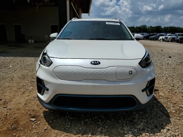 Білий Кіа Niro, об'ємом двигуна 0 л та пробігом 69 тис. км за 5200 $, фото 4 на Automoto.ua