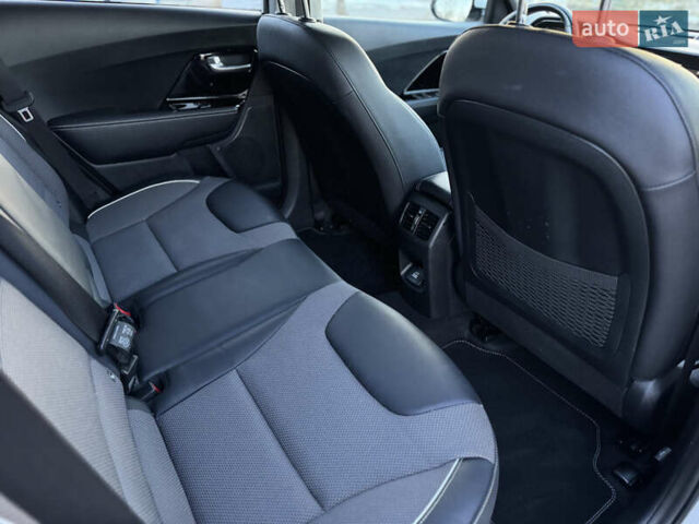 Белый Киа Niro, объемом двигателя 0 л и пробегом 18 тыс. км за 21999 $, фото 66 на Automoto.ua