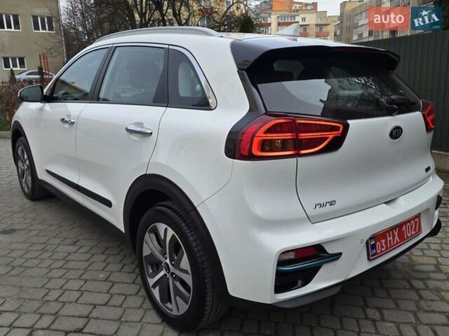 Белый Киа Niro, объемом двигателя 0 л и пробегом 149 тыс. км за 17499 $, фото 10 на Automoto.ua