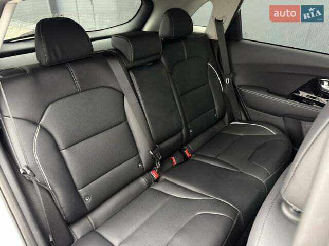 Белый Киа Niro, объемом двигателя 0 л и пробегом 51 тыс. км за 24200 $, фото 77 на Automoto.ua