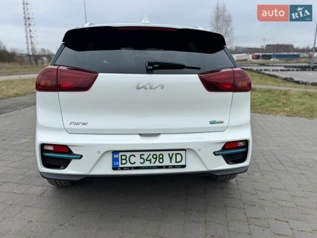 Белый Киа Niro, объемом двигателя 0 л и пробегом 73 тыс. км за 20900 $, фото 7 на Automoto.ua