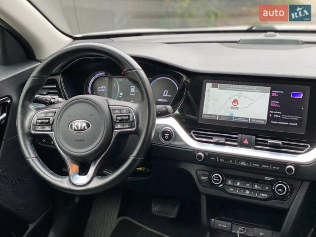 Белый Киа Niro, объемом двигателя 0 л и пробегом 164 тыс. км за 17750 $, фото 39 на Automoto.ua