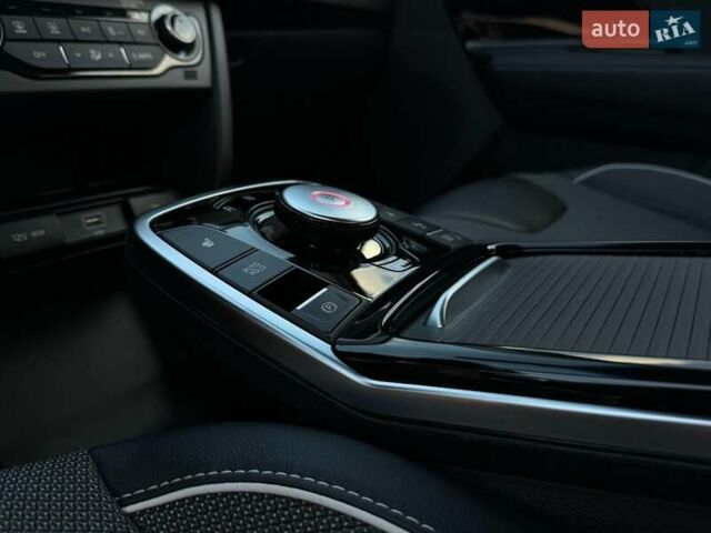 Білий Кіа Niro, об'ємом двигуна 0 л та пробігом 59 тис. км за 23800 $, фото 51 на Automoto.ua