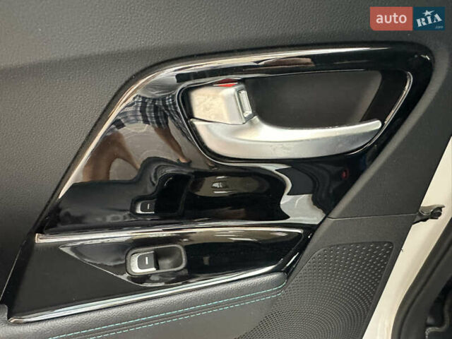 Белый Киа Niro, объемом двигателя 0 л и пробегом 122 тыс. км за 17999 $, фото 26 на Automoto.ua