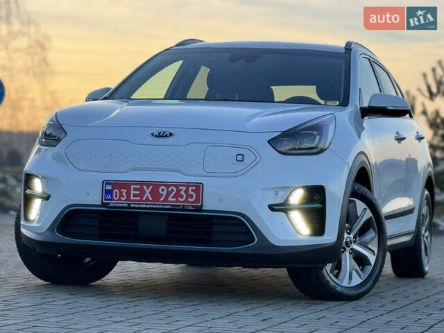 Белый Киа Niro, объемом двигателя 0 л и пробегом 18 тыс. км за 21999 $, фото 8 на Automoto.ua