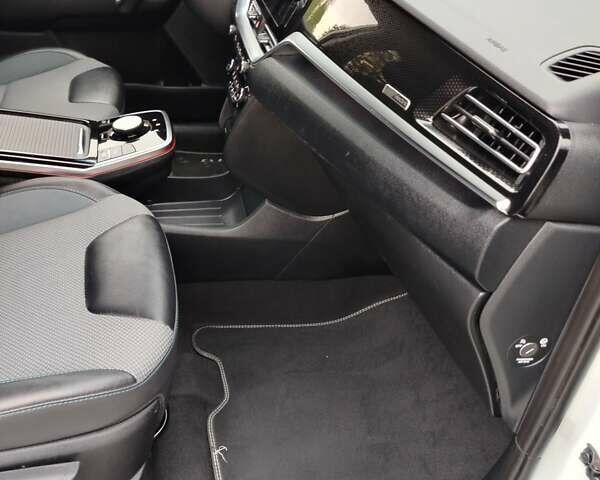 Білий Кіа Niro, об'ємом двигуна 0 л та пробігом 75 тис. км за 19700 $, фото 45 на Automoto.ua