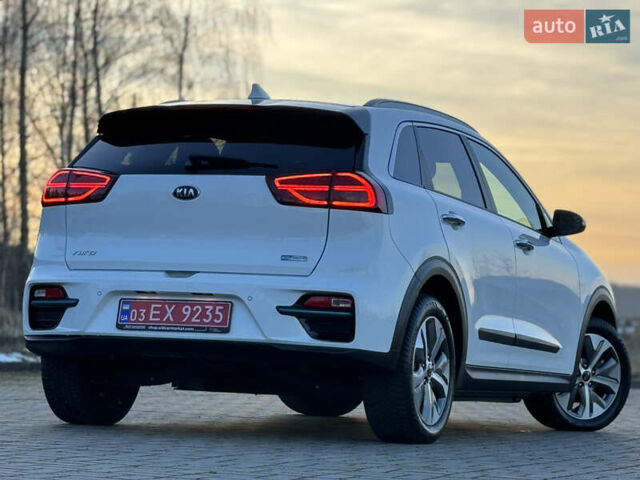 Белый Киа Niro, объемом двигателя 0 л и пробегом 18 тыс. км за 21999 $, фото 20 на Automoto.ua