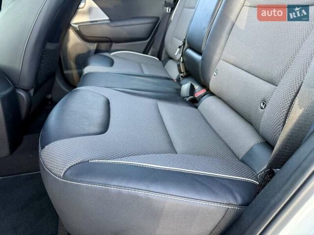 Белый Киа Niro, объемом двигателя 0 л и пробегом 22 тыс. км за 17300 $, фото 23 на Automoto.ua