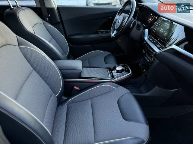 Белый Киа Niro, объемом двигателя 0 л и пробегом 18 тыс. км за 21999 $, фото 46 на Automoto.ua