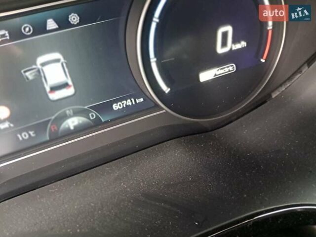 Білий Кіа Niro, об'ємом двигуна 0 л та пробігом 60 тис. км за 22900 $, фото 23 на Automoto.ua