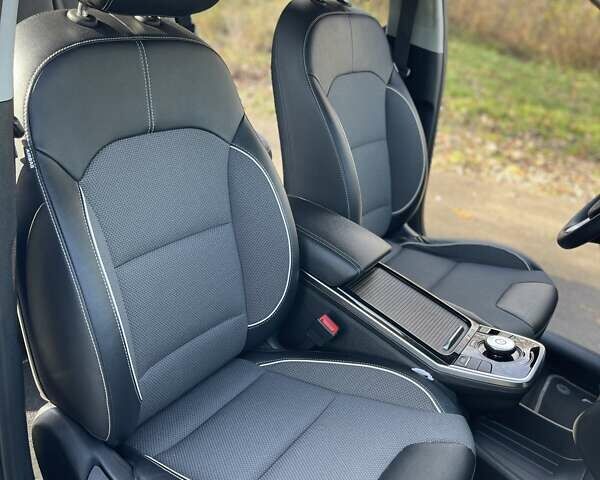 Белый Киа Niro, объемом двигателя 0 л и пробегом 96 тыс. км за 16800 $, фото 40 на Automoto.ua