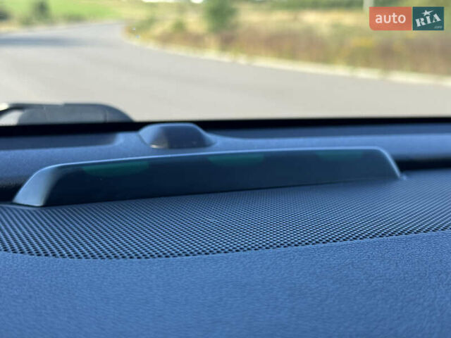 Білий Кіа Niro, об'ємом двигуна 0 л та пробігом 107 тис. км за 20900 $, фото 58 на Automoto.ua