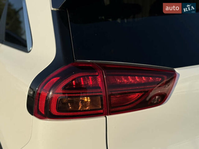 Білий Кіа Niro, об'ємом двигуна 0 л та пробігом 121 тис. км за 18950 $, фото 20 на Automoto.ua
