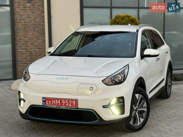 Белый Киа Niro, объемом двигателя 0 л и пробегом 113 тыс. км за 17800 $, фото 9 на Automoto.ua