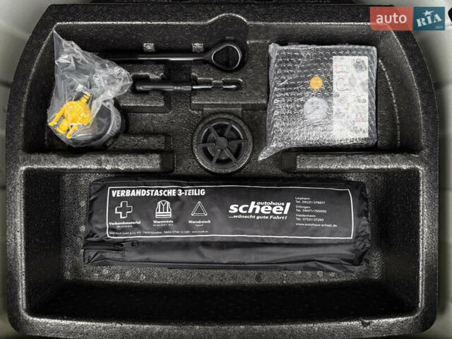 Белый Киа Niro, объемом двигателя 0 л и пробегом 54 тыс. км за 24700 $, фото 99 на Automoto.ua