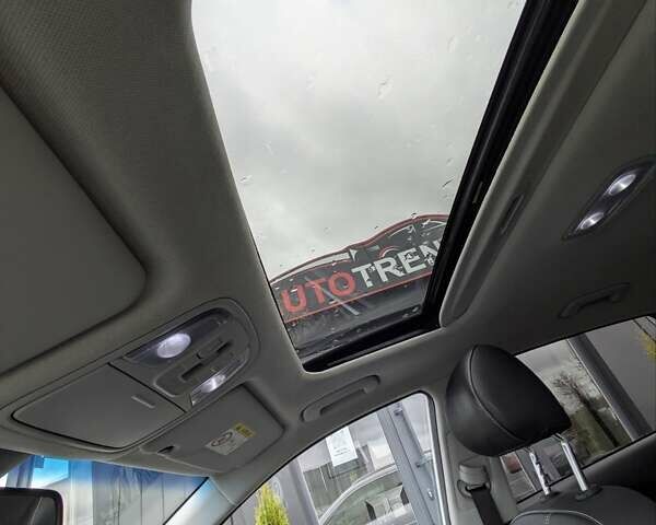 Білий Кіа Niro, об'ємом двигуна 0 л та пробігом 50 тис. км за 17300 $, фото 18 на Automoto.ua