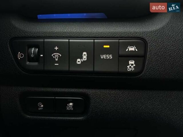 Білий Кіа Niro, об'ємом двигуна 0 л та пробігом 35 тис. км за 24400 $, фото 10 на Automoto.ua