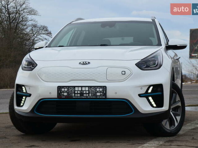 Белый Киа Niro, объемом двигателя 0 л и пробегом 73 тыс. км за 19548 $, фото 14 на Automoto.ua