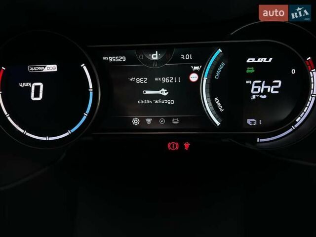 Белый Киа Niro, объемом двигателя 0 л и пробегом 62 тыс. км за 23500 $, фото 53 на Automoto.ua