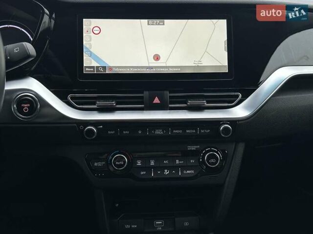 Белый Киа Niro, объемом двигателя 0 л и пробегом 56 тыс. км за 23400 $, фото 46 на Automoto.ua