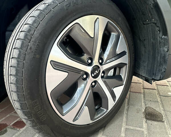 Белый Киа Niro, объемом двигателя 0 л и пробегом 48 тыс. км за 21500 $, фото 19 на Automoto.ua