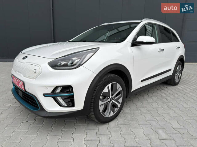 Белый Киа Niro, объемом двигателя 0 л и пробегом 39 тыс. км за 23400 $, фото 7 на Automoto.ua