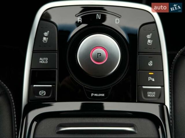 Белый Киа Niro, объемом двигателя 0 л и пробегом 38 тыс. км за 24700 $, фото 78 на Automoto.ua