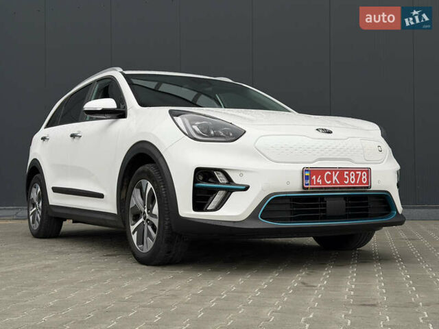 Белый Киа Niro, объемом двигателя 0 л и пробегом 51 тыс. км за 24200 $, фото 49 на Automoto.ua