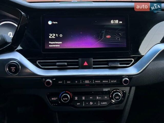 Белый Киа Niro, объемом двигателя 0 л и пробегом 112 тыс. км за 17600 $, фото 17 на Automoto.ua