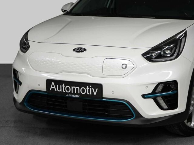 Белый Киа Niro, объемом двигателя 0 л и пробегом 53 тыс. км за 16100 $, фото 3 на Automoto.ua