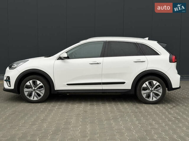 Белый Киа Niro, объемом двигателя 0 л и пробегом 51 тыс. км за 24200 $, фото 79 на Automoto.ua