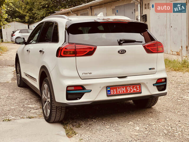 Белый Киа Niro, объемом двигателя 0 л и пробегом 164 тыс. км за 17750 $, фото 15 на Automoto.ua