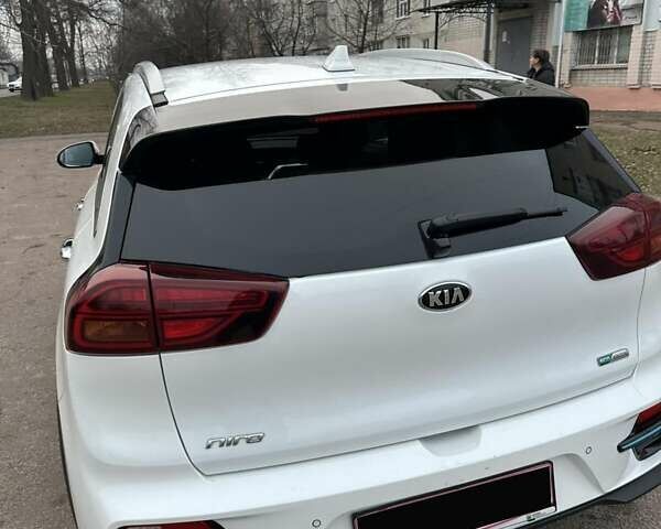 Белый Киа Niro, объемом двигателя 0 л и пробегом 1 тыс. км за 17950 $, фото 11 на Automoto.ua