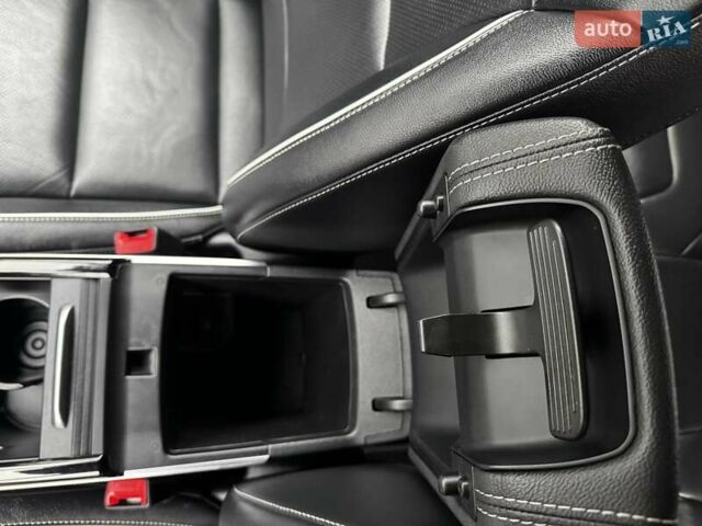 Белый Киа Niro, объемом двигателя 0 л и пробегом 160 тыс. км за 19400 $, фото 29 на Automoto.ua