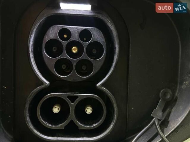 Білий Кіа Niro, об'ємом двигуна 0 л та пробігом 35 тис. км за 24400 $, фото 21 на Automoto.ua