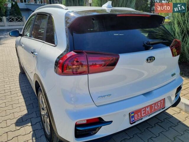 Белый Киа Niro, объемом двигателя 0 л и пробегом 65 тыс. км за 21750 $, фото 10 на Automoto.ua